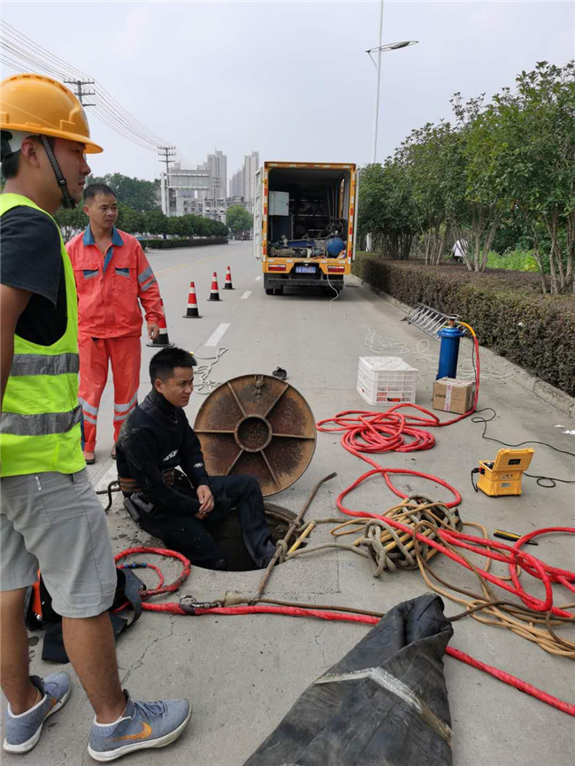 盐亭翻衬法管道修复技术主要工序