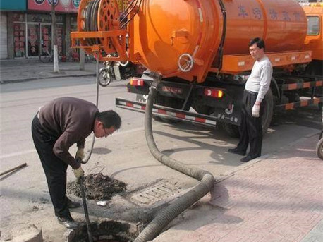 盐亭清掏化粪池，健康生活从这里开始